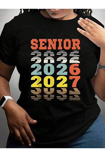 23ERVA تي شيرت بتصميم جرافيك أسود لفئة التخرج 2026-2027 من Vintage Senior، مث...