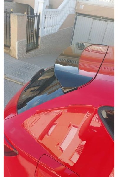 Seat Spoiler tuning sport pentru lunetă Leon 3, negru lucios