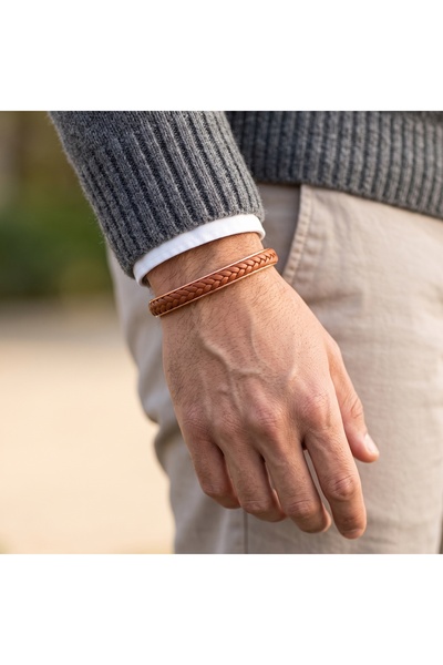 JuraDeri Copper Bracelet with Knitted Pattern and Magnet Tip, Open Handcuff Men's Accessory