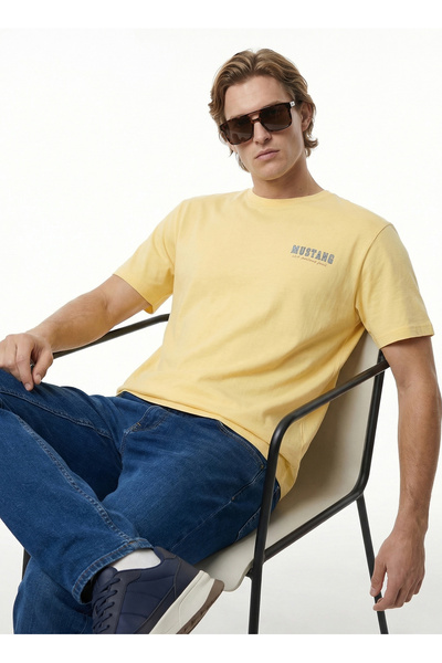Mustang Sarı Erkek Bisiklet Yaka Relaxed Fit T-Shirt M6SM-TST1578