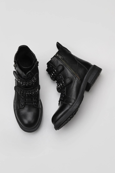 Bueno Shoes Cizme plate de damă din piele neagră 01wm1700