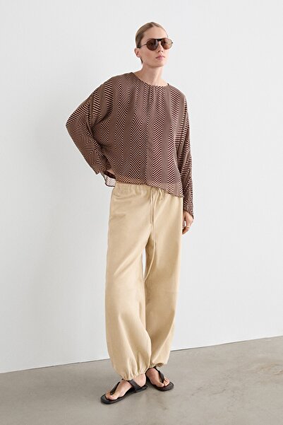 Massimo Dutti Geometrik desenli dökümlü bluz