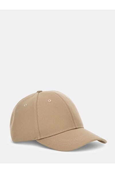 Guess قبعة بيسبول جانبية