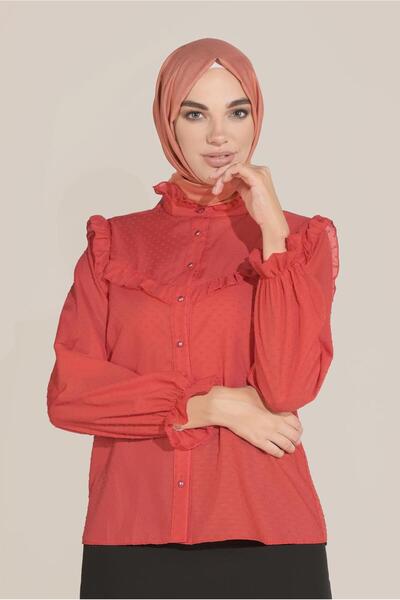 TRENDTESETTÜR KADIN KIRMIZI  	FIRFIR DETAYLI DÜĞMELİ BLUZ 40798