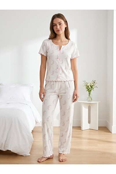 Sude HOMEWEAR Kadın Pembe Çiçek Desenli Kurdeleli Kısa Kol Pijama Takımı