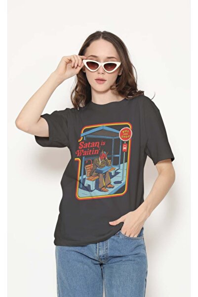 buzagi tasarım ürünleri Waiting Regular Unisex T-Shirt