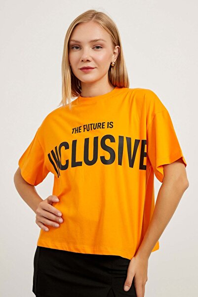 Arma Life Women's Text Printed Short Sleeve Loose Orange T-Shirt