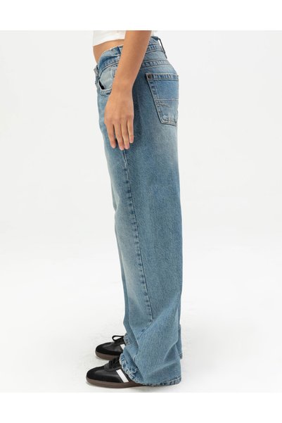 september island Jasika Vintage Distressed Blue Color Low Waist Washed Jeans