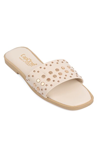 Capone Outfitters Women's Short Heeled Slippers with Metal Look Accessories a...