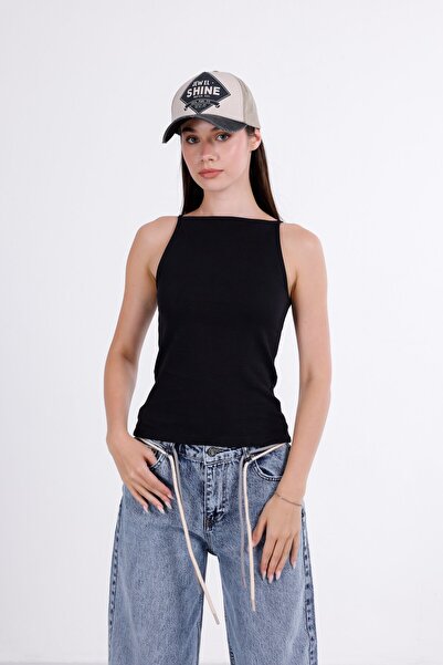 i8 Denim المريلة الرسن الرقبة رياضي