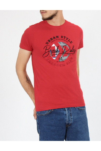 Evendi Tricou, Rosu