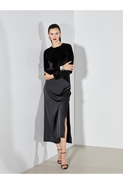LC Waikiki Soulife Black Crew Neck Slit Dress