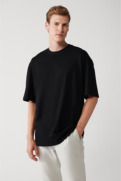 Avva Muška crna okrugla kragna 100% pamuk Oversize kroj fit T-shirt B001085