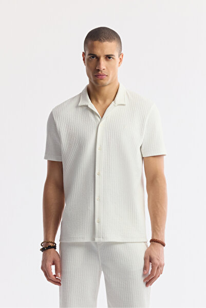 Avva Men's Ecru Apaj Collar Cotton Short Sleeve Regular Fit Shirt A51Y2059