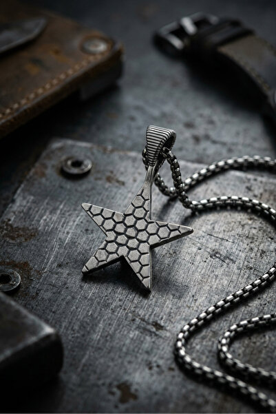 Begondio Star Handcrafted Stainless Steel Chain Men's Necklace