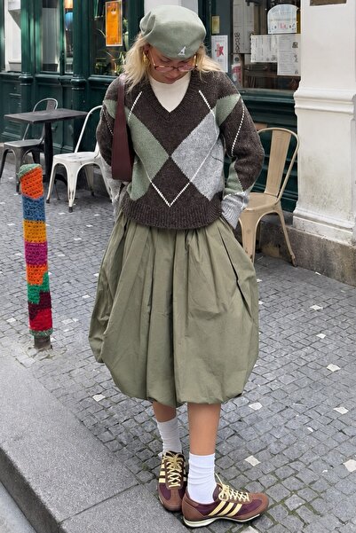 Madmext Dark Brown Argyle Pattern V-Neck Knitwear Women's Sweater Mg2647