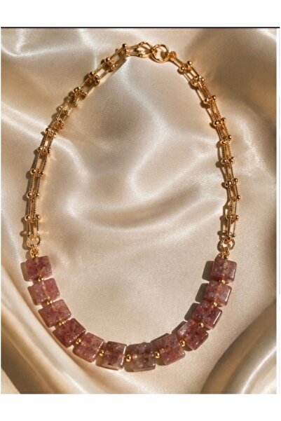 KARE ACCESORIES Strawberry Quartz Necklace