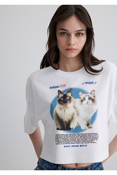 Mavi Weißes T-Shirt mit Katzenmuster, kurz geschnitten / kurz geschnitten 161...