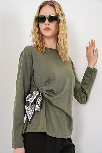 Bigdart Γυναικεία Μακρυμάνικη Μπλούζα με Λεπτομέρεια Φουλάρι 40000 - Χακί