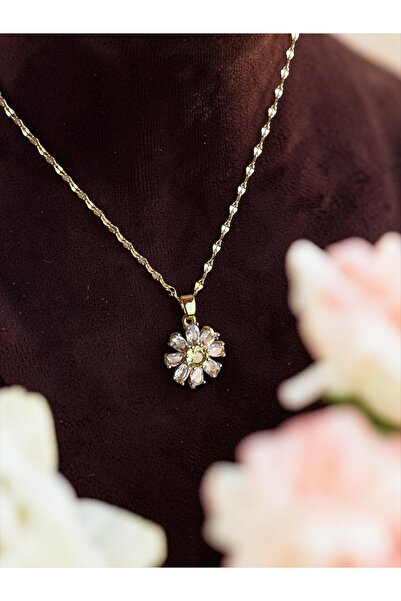 FAYRA ACCESSORIES Italian Mirrored Chain Necklace with Zircon and Peridot Sto...
