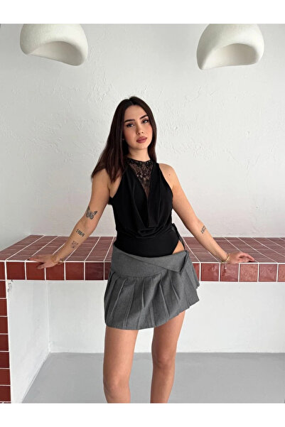 SIVON WEAR Kadın Dantel Detaylı Derin Dekolte Body Şık Kolsuz Yazlık Bodysuit
