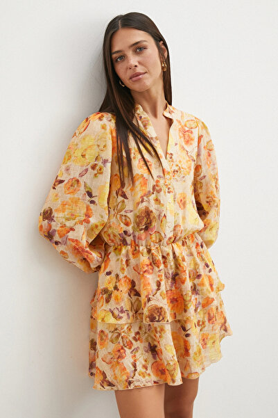 Bolon Sleeve Judge Collar Folded Chiffon Dress