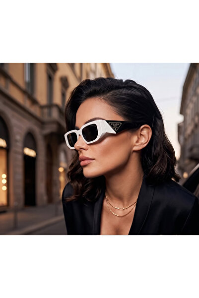 Prada Kadın Güneş Gözlüğü Uv400 54-18-140 NT26700230