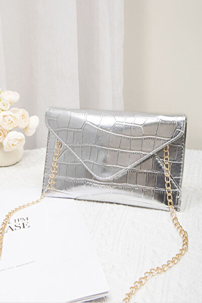 Ku er Fashion embossed glossy envelope bag detachable chain messenger bag