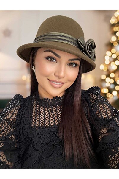 Confortino Elegant hat and satin decoration - ONE size, ADJUSTABLE