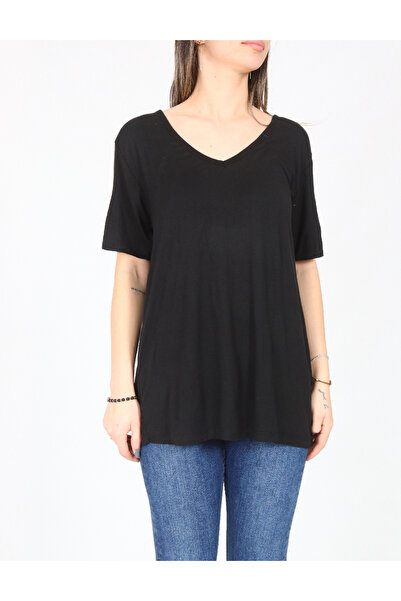 Evendi Tricou, Negru