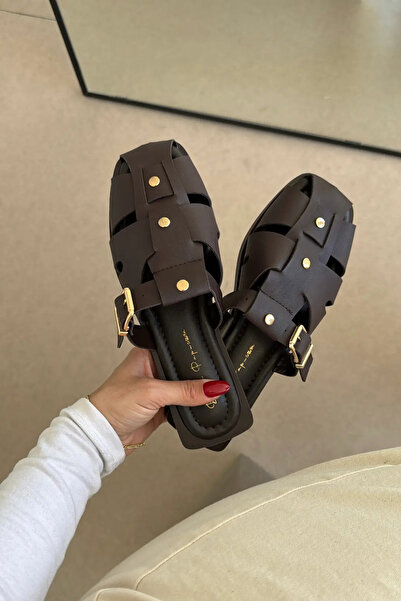 Banksy Zuzu Stone Detailed Fisherman Model Daily Slippers