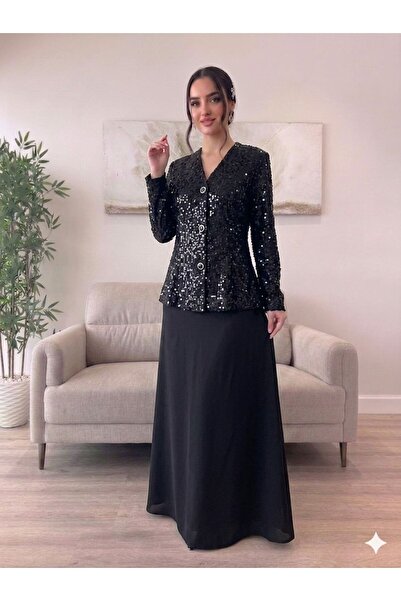 Pyramid masterpieces Long Evening Dress in Black Color
