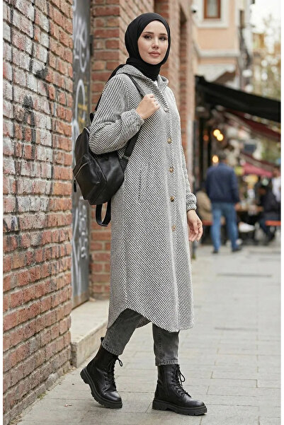 sefamerve Hooded Buttoned Cashmere Cap 0201-06 Black White