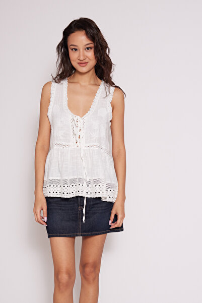 Nisan Lace-Detail Embroidered Top Ecru
