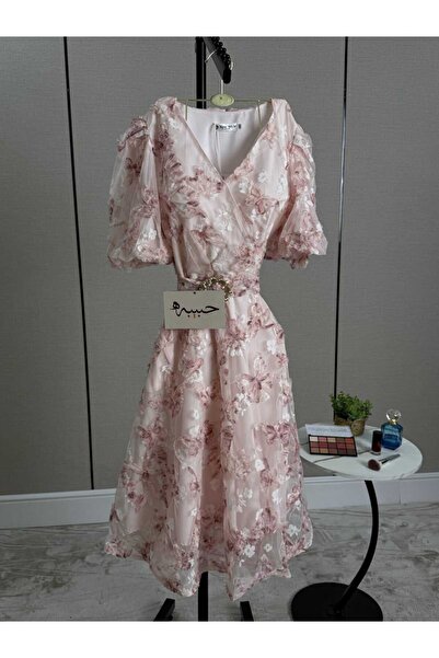 Habiba Very Elegant Mid-Sleeve Dress