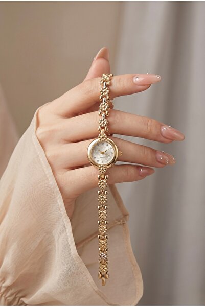 KLISHE Butik Daisy Kadın Çelik Saat Gold Renk Çiçek Detaylı Vintage Old Money...