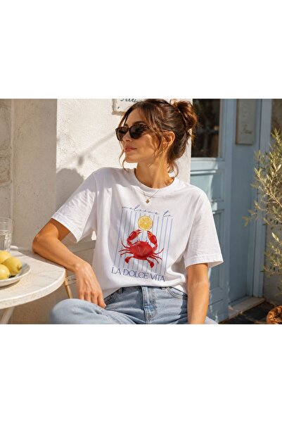 Hediyenza Women's La Dolce Vita Lobster Short Sleeve White T-Shirt