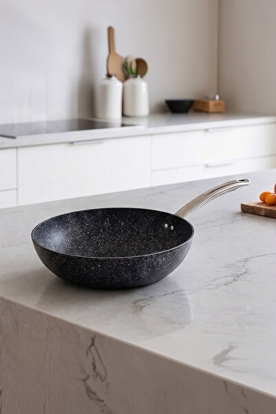 Gökdil Vella Wok Pan 26 cm