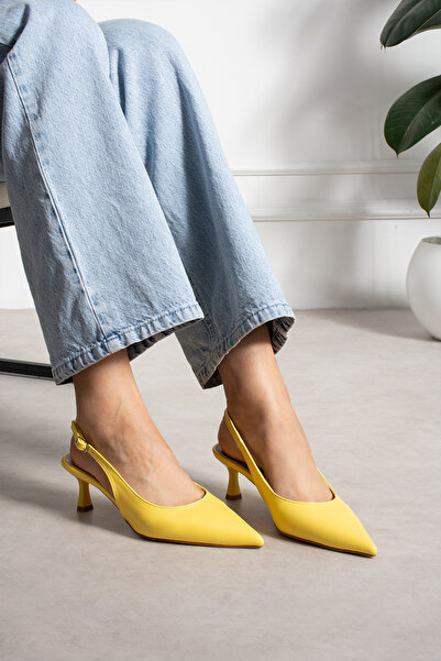 Mio Styllo Grase Matte Back Open Buckle Detail Pointed Toe Women's Heel Shoes