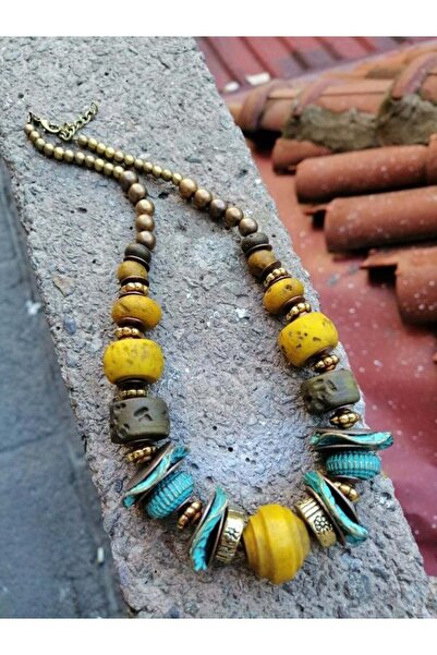 Bozhi Necklace Glass Beads Minimal Elegance
