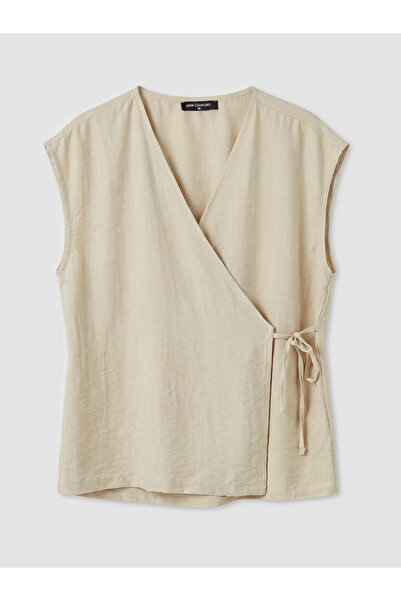 LC Waikiki Beige Double Breasted Collar Blouse