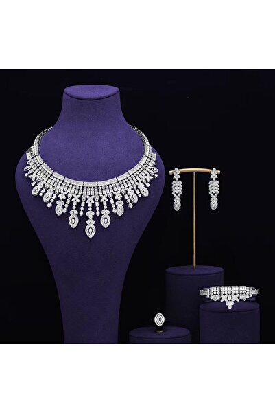 jewelrystore طقم اكسسوارات زركون بدقه الالماس فاخر مع العلبه