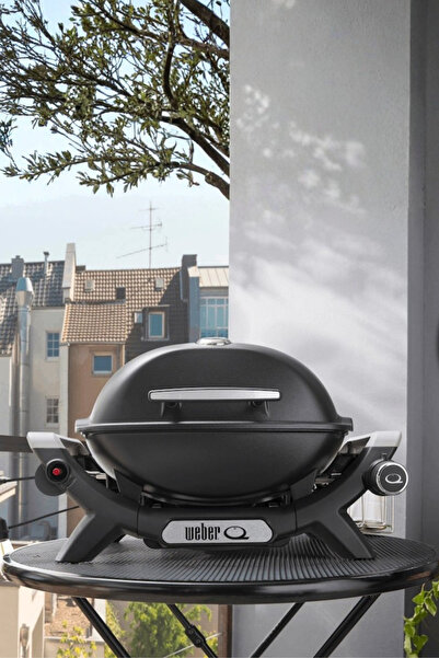 WEBER ® Q 2100N Gas Grill