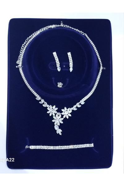 Generic This 925 Silver Set Features a Luxurious "Zircon" Design That Include...