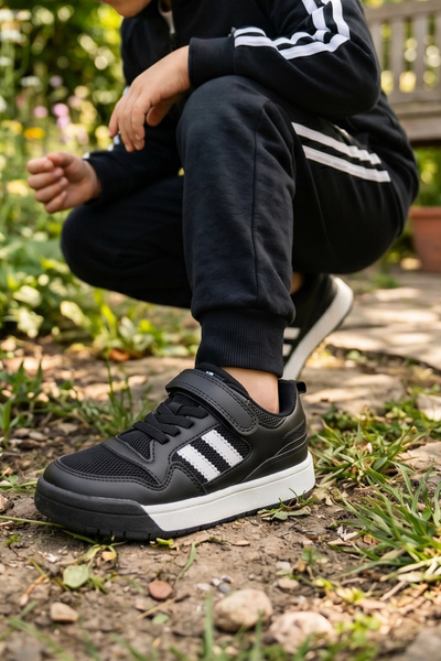 IN-STEP Campuse Unisex Black Children's Sports Shoes