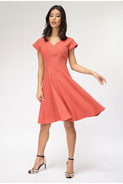 HERMOSA ROCHIE YANIRA