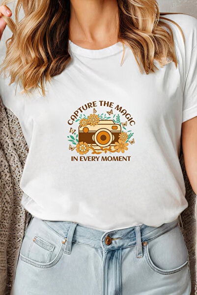 Sarah's Boutique Women's T-shirt – 100% cotton – Capture Magic