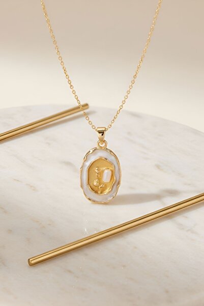 bacc Vintage Enamel Medallion Necklace with Yellow Rose Figure