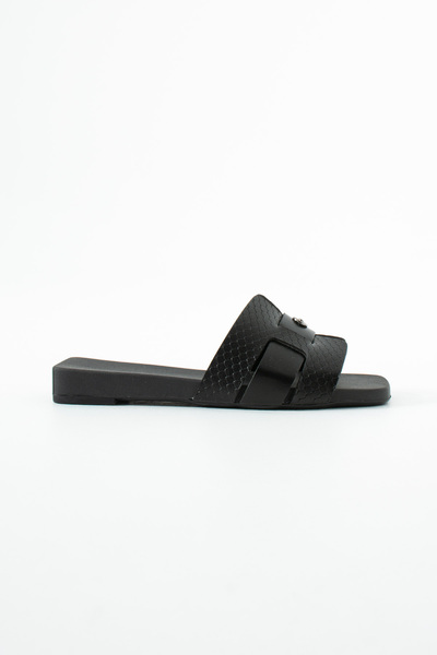 Siena Shoes شبشب نسائي ناعم من نوبا باللون الأسود