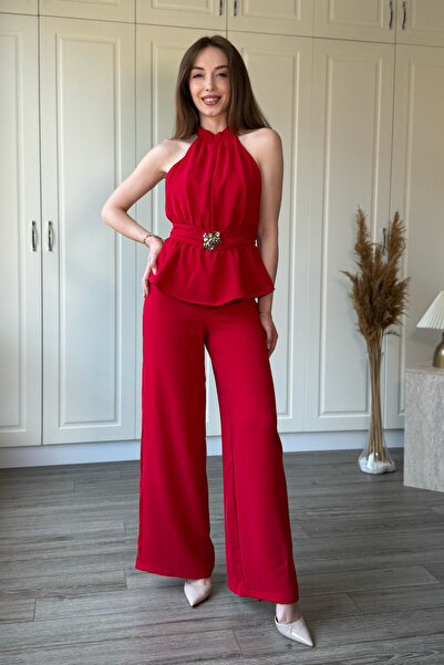 Dilay Gökoğlu Butik Red Gold Accessory Detailed Flounce Jumpsuit